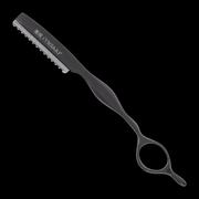 Black hair styling tool with 'KISSAKI' branding on a white background