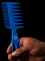Rolda Multi-Style Barber Fish Comb 8.25 inch detail view
