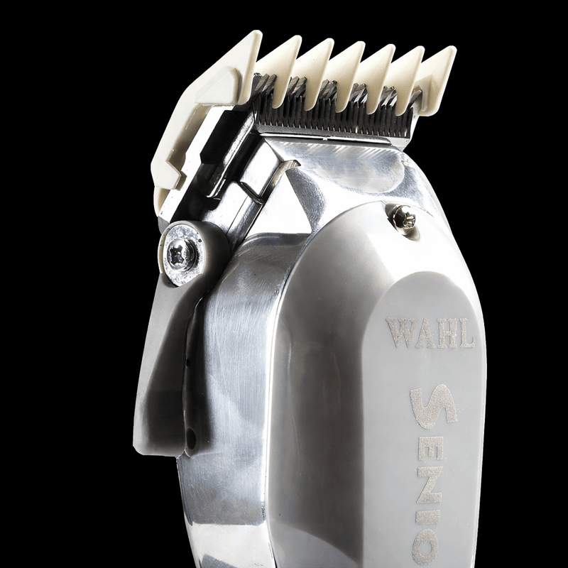 Wahl Senior clipper blade close up with guard attachment detail