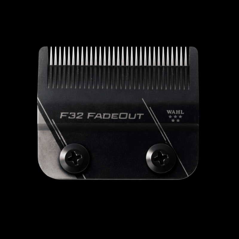 Wahl F32 FadeOut comb attachment on a black background